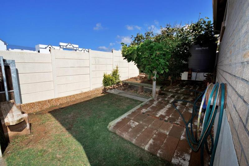 4 Bedroom Property for Sale in Stilbaai Wes Western Cape